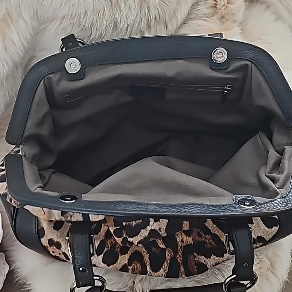 DOLCE & GABBANA Vintage Leather-Trimmed Printed Semi Shoulder Top Handle Bag - Picture 9 of 13